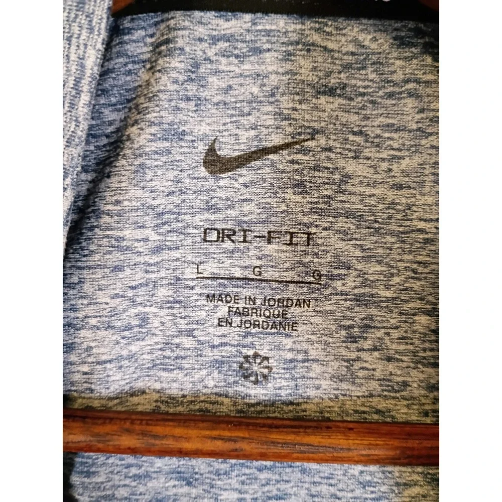 Athletic Nike Mens Large Blue Heather Dri-FIT Quarter Zip Thumbhole Pullover